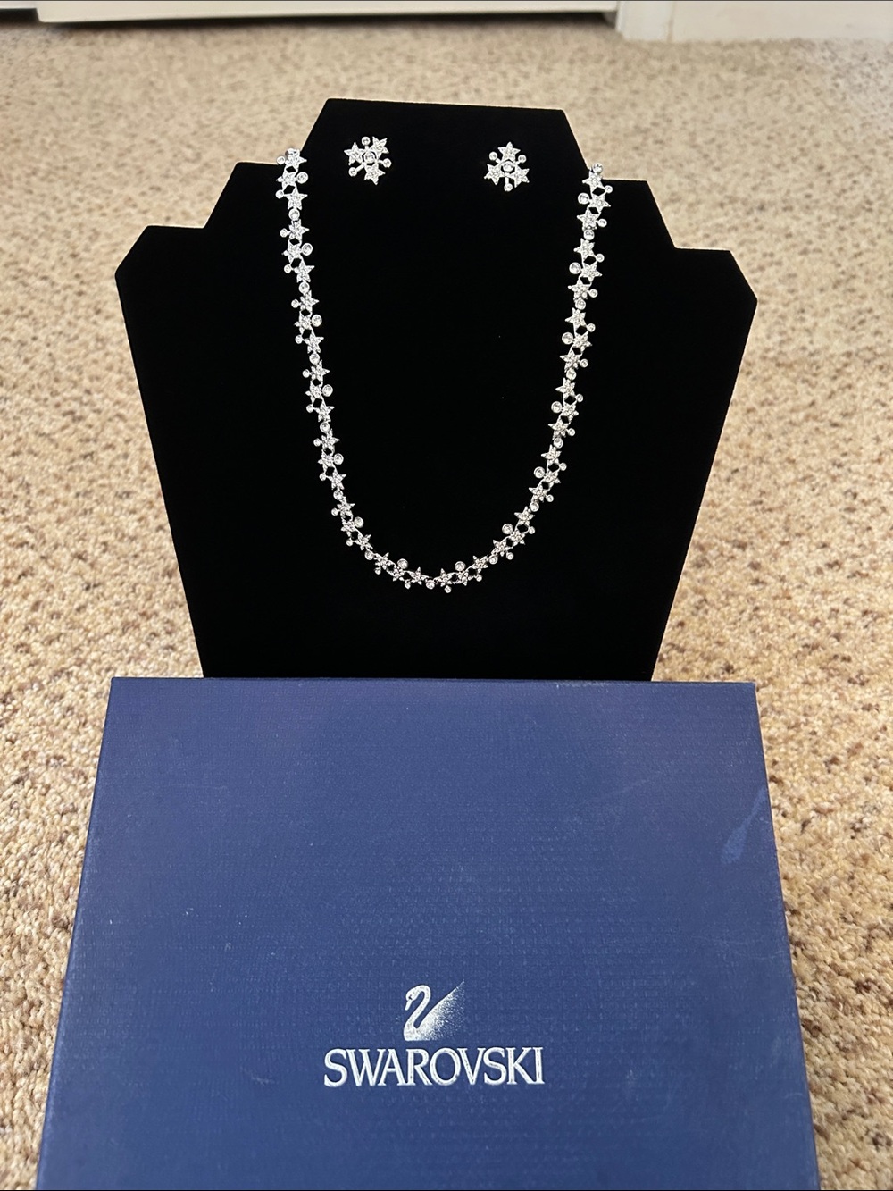 Swarovski Silver Crystal Star Necklace and Stud Earrings